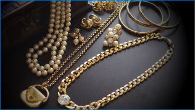 宝石、貴金属の画像